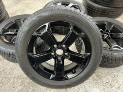 SADA 17 VOLKSWAGEN BRIDGESTONE 215/55 R17 4ks (ID:1009124)